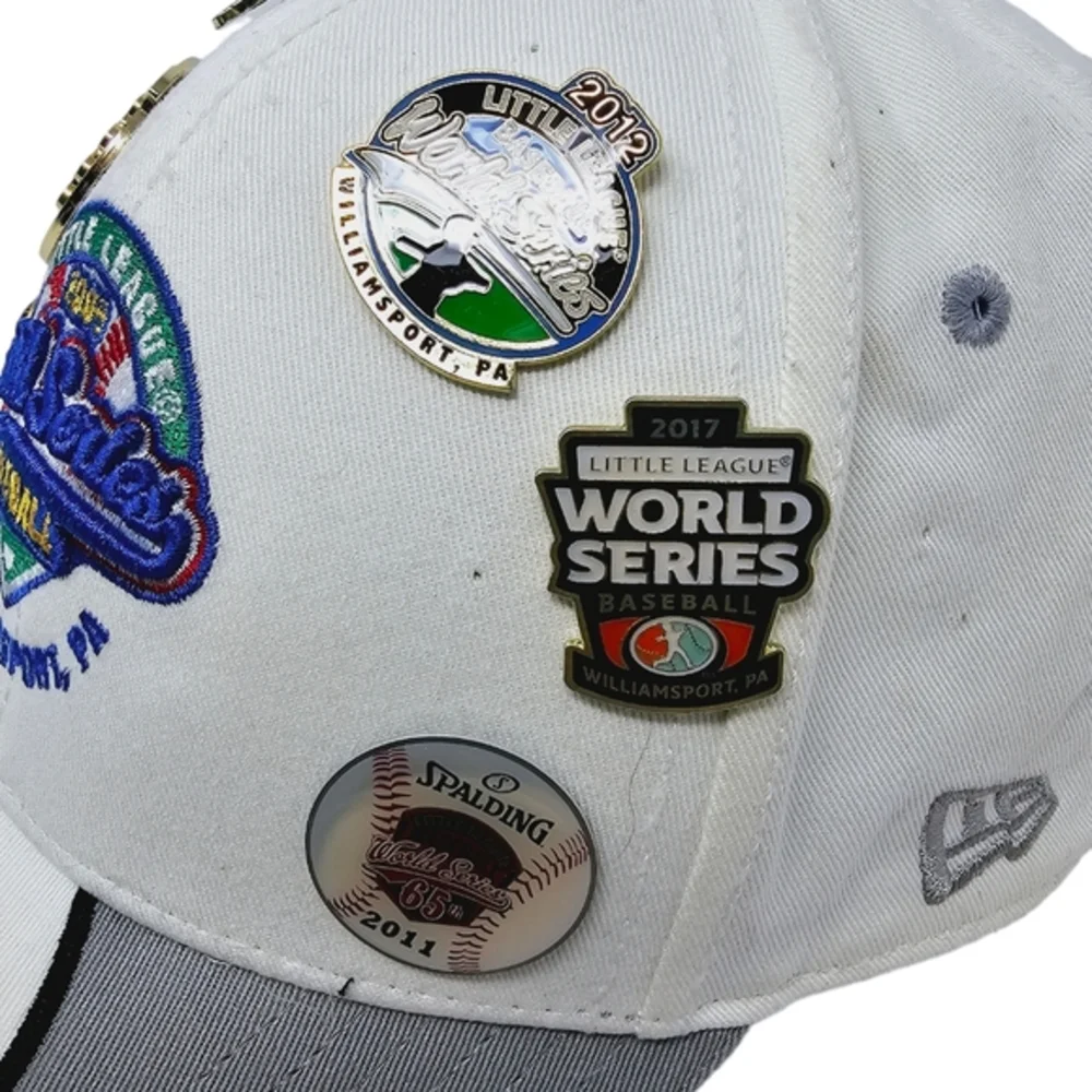 New Era‎ Little League World Series 2009 Hat Cap Adjustable W/ 6 Collector Pins
